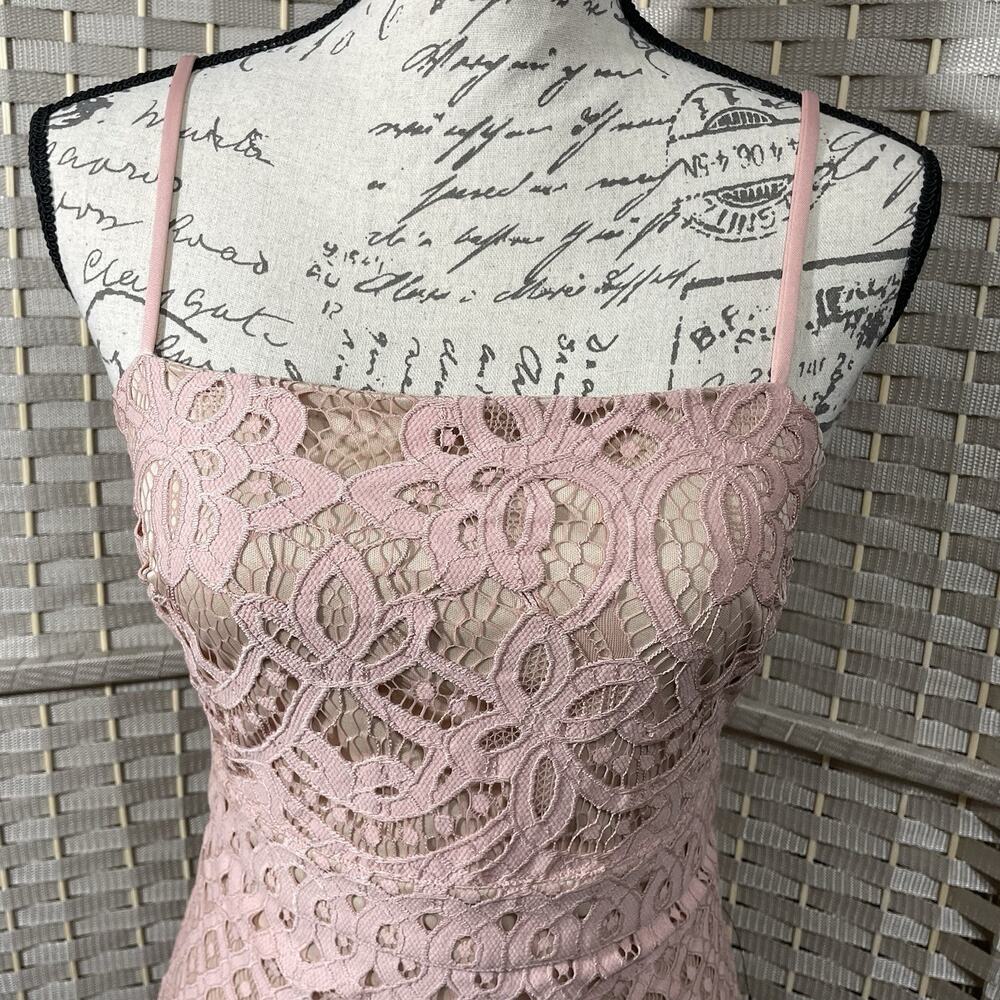 Lulus UNLIMITED LOVE Lace Trumpet Midi Dress Size S Pink Spaghetti Straps NEW - Picture 4 of 12